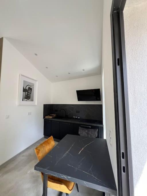 Le Charme Des Bois Apartment *
